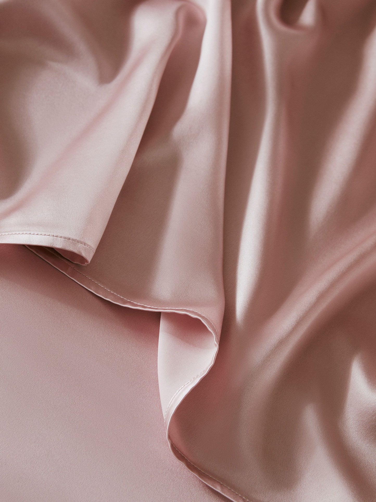 Queen Size Anti-Acne Silk Pillowcase - Pink
